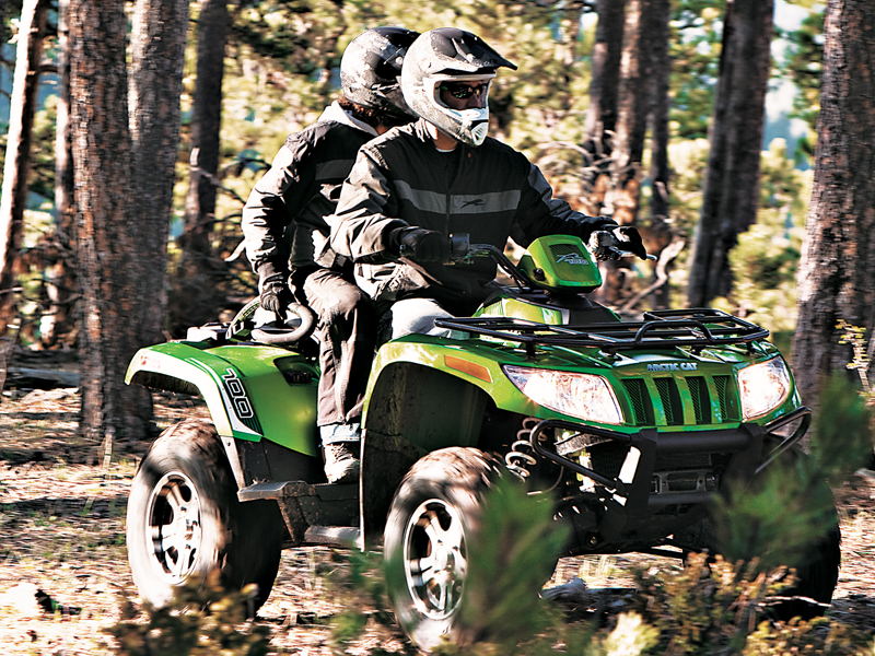 Квадроцикл подлежит регистрации. Arctic Cat 700 TRV. Arctic Cat 400 квадроцикл. Arctic Cat atv 700. Arctic Cat 700 TRV 2011.