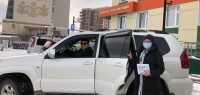 Какие автопроизводители помогают врачам в России во время эпидемии?